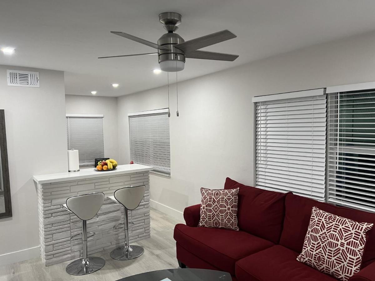 Sea Echo Appartment Motel Lauderdale-by-the-Sea Bagian luar foto