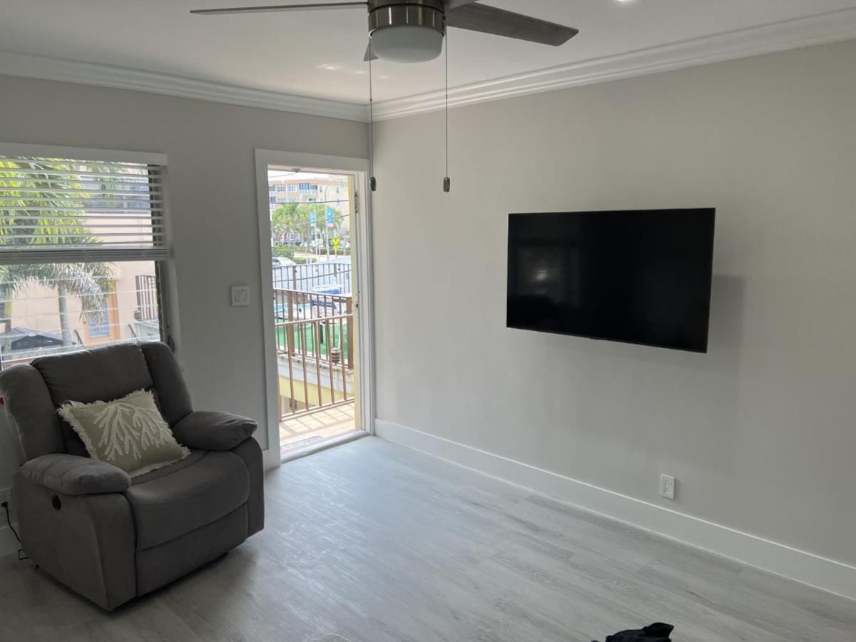 Sea Echo Appartment Motel Lauderdale-by-the-Sea Bagian luar foto